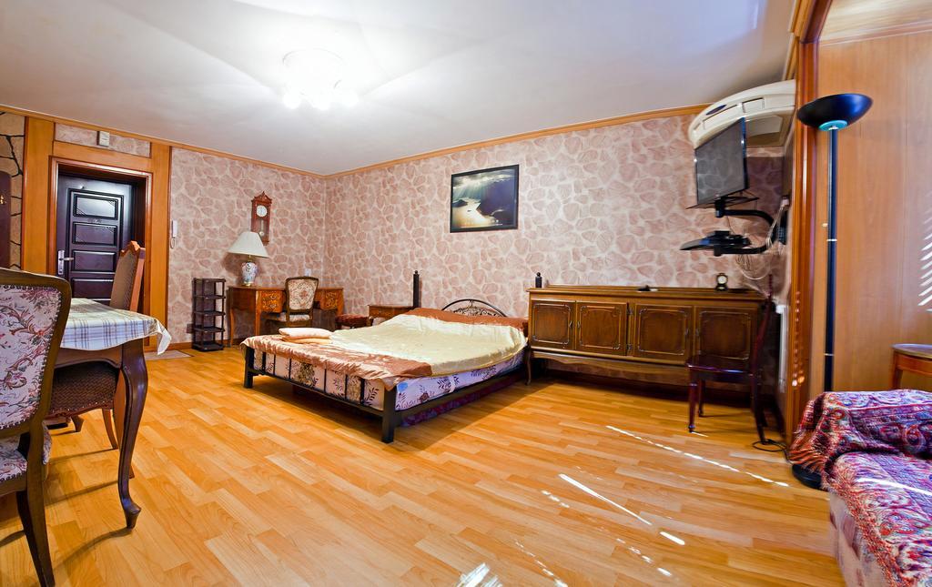 Lessor Apartments Almaty Pokoj fotografie